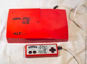 Приставка «Эльф» с джойстиком