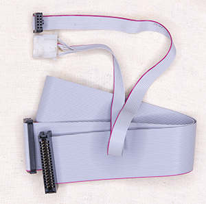 Кабели для подключения дисковода к «Байту»