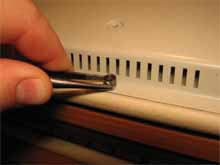 Пытаемся разобрать компьютер «Байт», не нарушая пломбу