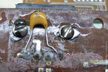 Дополнительный конденсатор на разъёме питания компьютера «Байт»