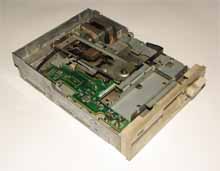 Дисковод Teac FD-55GFR Дисковод Teac FD-55GFR