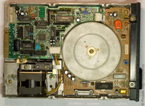 Дисковод Teac FD-55F Дисковод Teac FD-55F