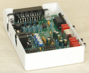 Крепление разъёма SCART к плате и корпусу