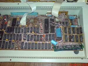 Один из компьютеров «Байт», расширенный до 1МБ Сергеем Качаловым