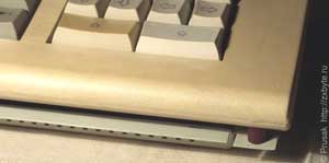 Установка крышки с клавиатурой