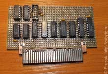 Эта штука подключается между Спектрумом и мышью. Без неё мышь почему-то не хочет работать