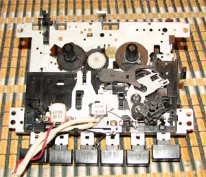 Лентопротяжный механизм магнитофона Беларусь М-322С, вид спереди