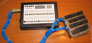 Пульт отладочного модуля. От описанного в журнале ″Радио″ отладочного модуля отличается наличием 16-ричной индикации шины адреса и данных